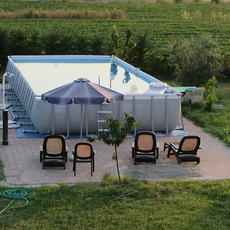 בית חווה Olistella *